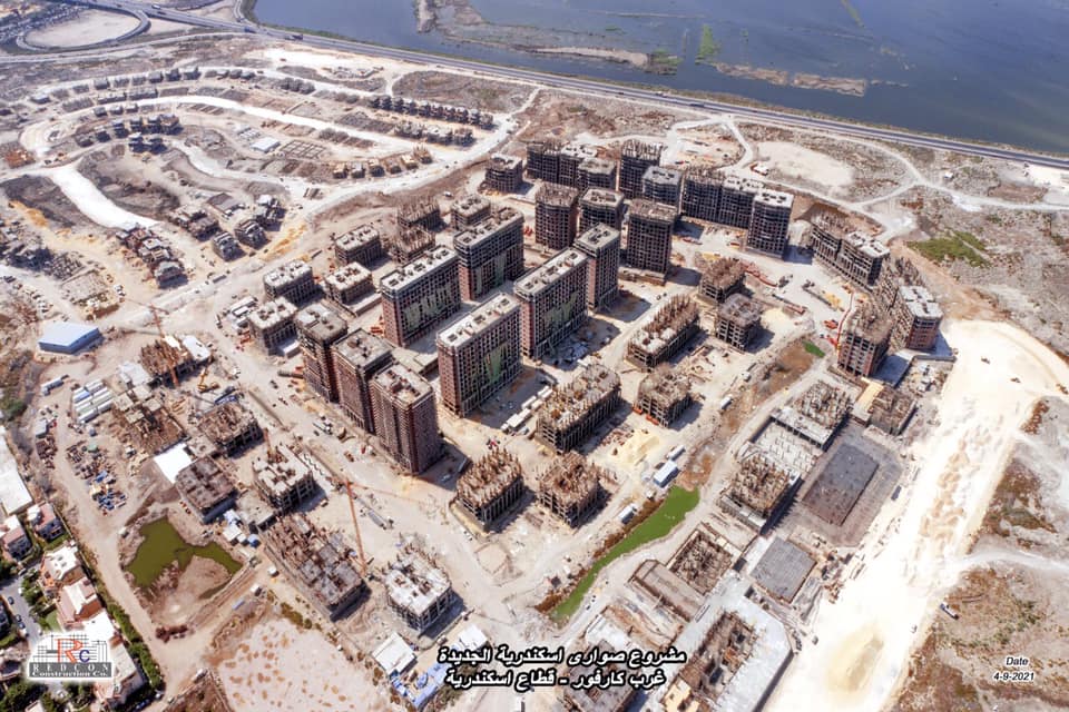 وزير الإسكان يتابع تنفيذ مشروعات التجمع العمرانى بـ"غرب كارفور" فى الإسكندرية
