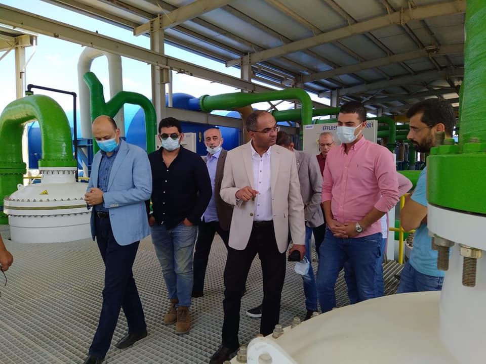 نائب وزير الإسكان يتفقد مشروعات مرافق المياه والصرف ومحطتي التحلية بـ"العلمين الجديدة"