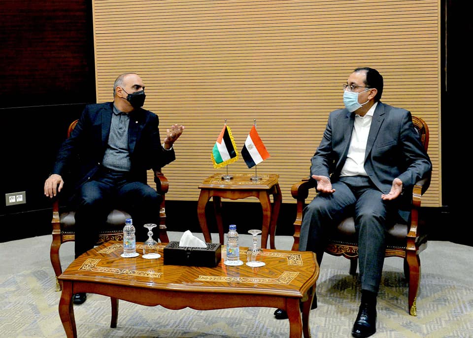 رئيس الوزراء: العاصمة الإدارية ساهمت فى تنمية قطاع الصناعة المصرى