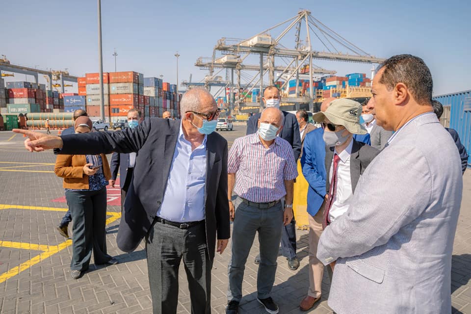 اقتصادية قناة السويس تستقبل السفير اليابانى ووفد من الجايكا لبحث الفرص الاستثمارية