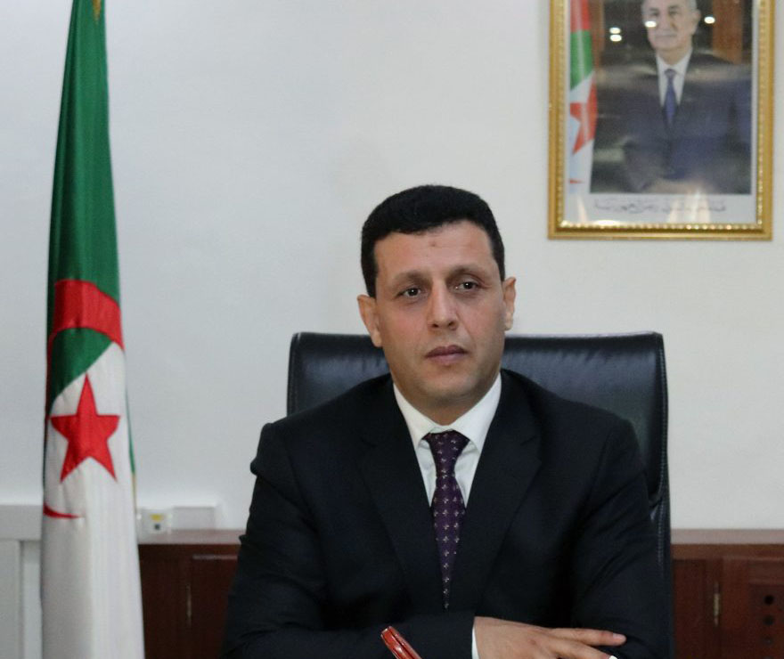 وزير السياحة الجزائرى ياسين حمادى