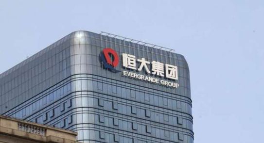 خالد العنانى: المقاصد السياحية والشواطئ المصرية آمنة وخالية من الكورونا