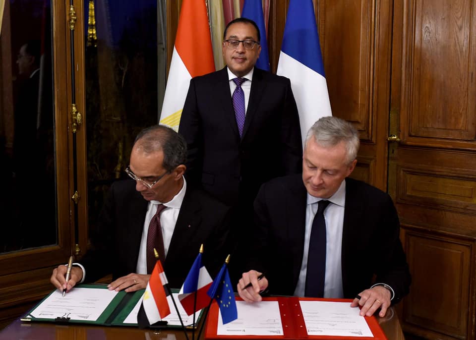 “الاتصالات المصرية” تتفق مع وزارة الاقتصاد الفرنسية على التعاون بمجال الذكاء الاصطناعى