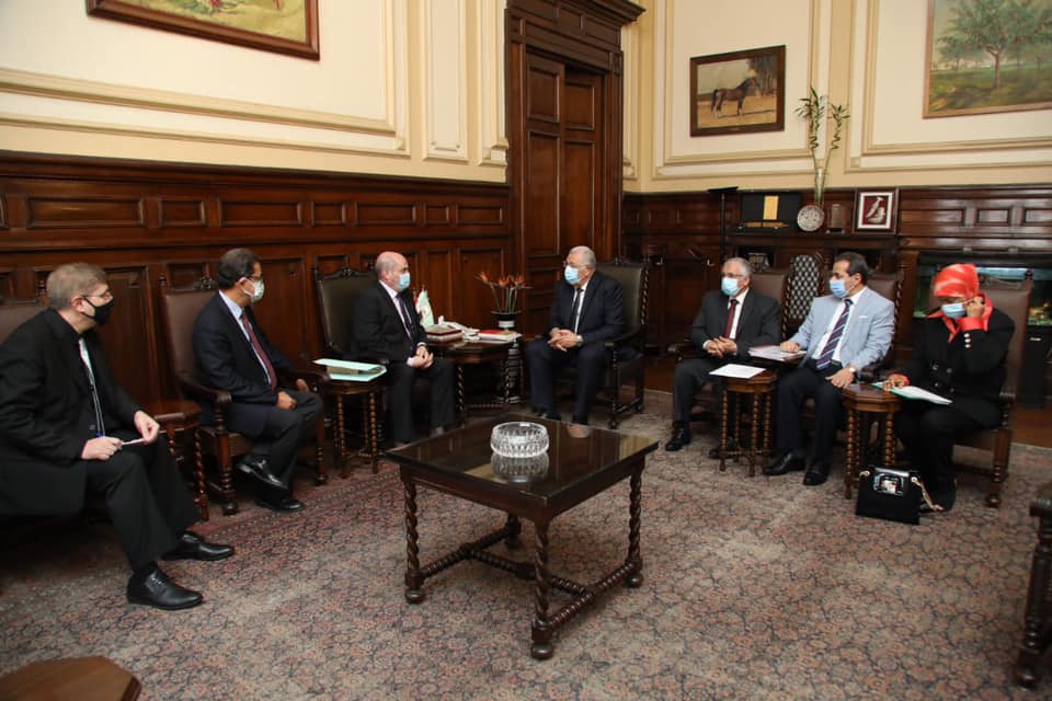 "وزير الزراعة" يؤكد ضرورة التعاون مع "إيكاردا" بمجال استنباط أصناف جديدة للمحاصيل