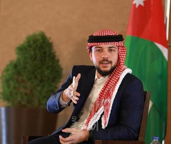 ولي عهد الأردن يشيد بمشروعات تطوير قناة السويس