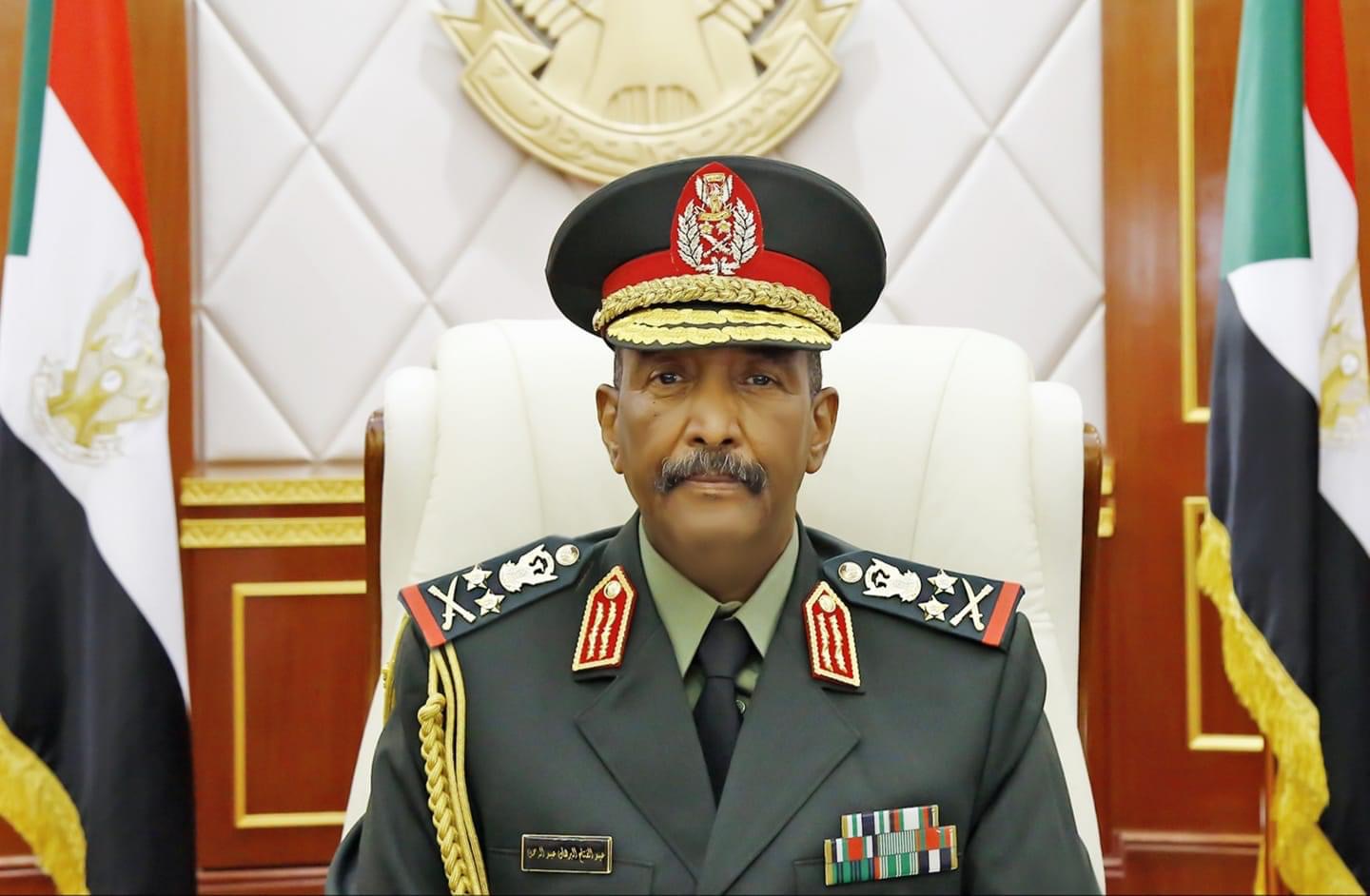 البرهان يصدر مرسوما دستوريا بتشكيل مجلس السيادة السوداني