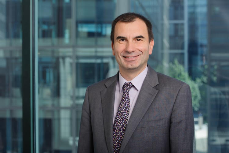 آلان بيلو نائب رئيس البنك الأوروبى لإعادة الاعمار والتنمية