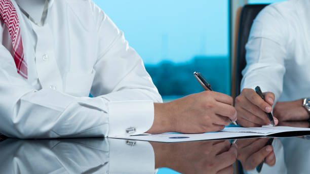 عقود العمل مع السعودية