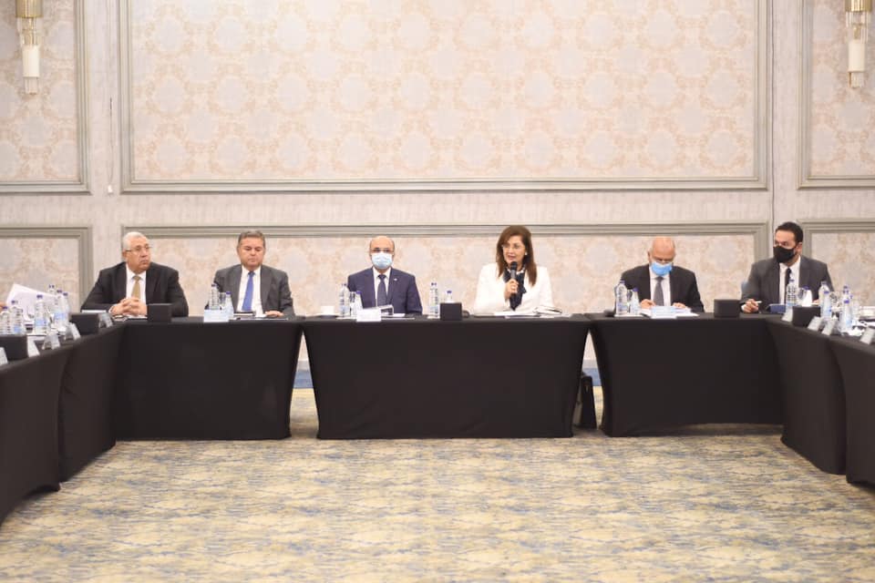 لجنة تنمية الصادرات إلى أفريقيا تعقد اجتماعها الأول بحضور 5 وزراء