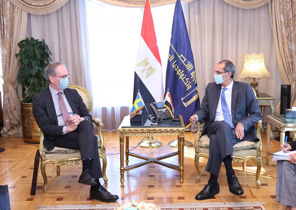 وزير الاتصالات يبحث مع سفير السويد التعاون فى مجالات الذكاء الاصطناعى وإنشاء المدن الذكية والأمن السيبراني