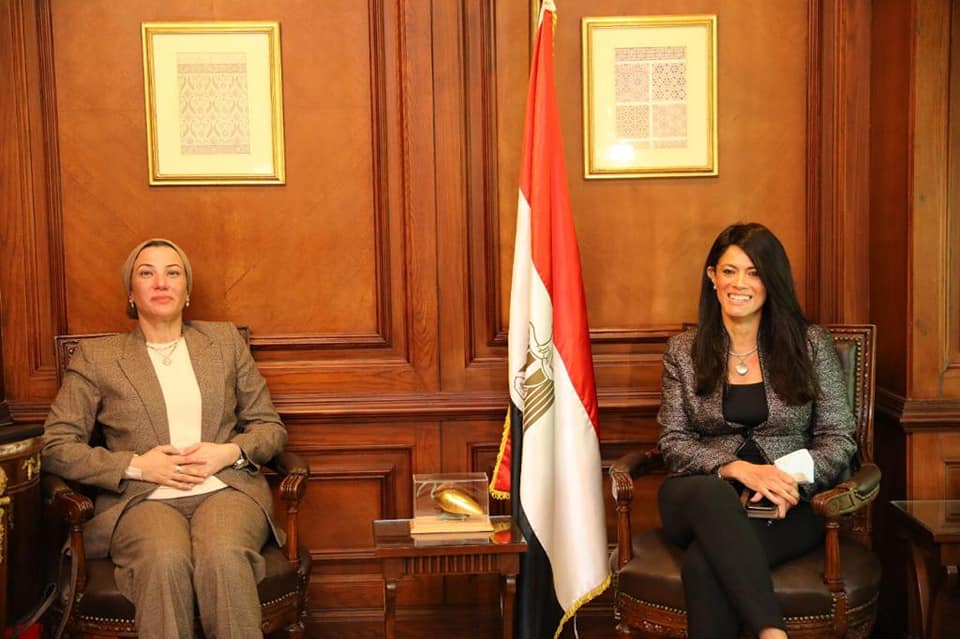 "المشاط" و"فؤاد" تبحثان المشروعات الإنمائية فى مجال البيئة