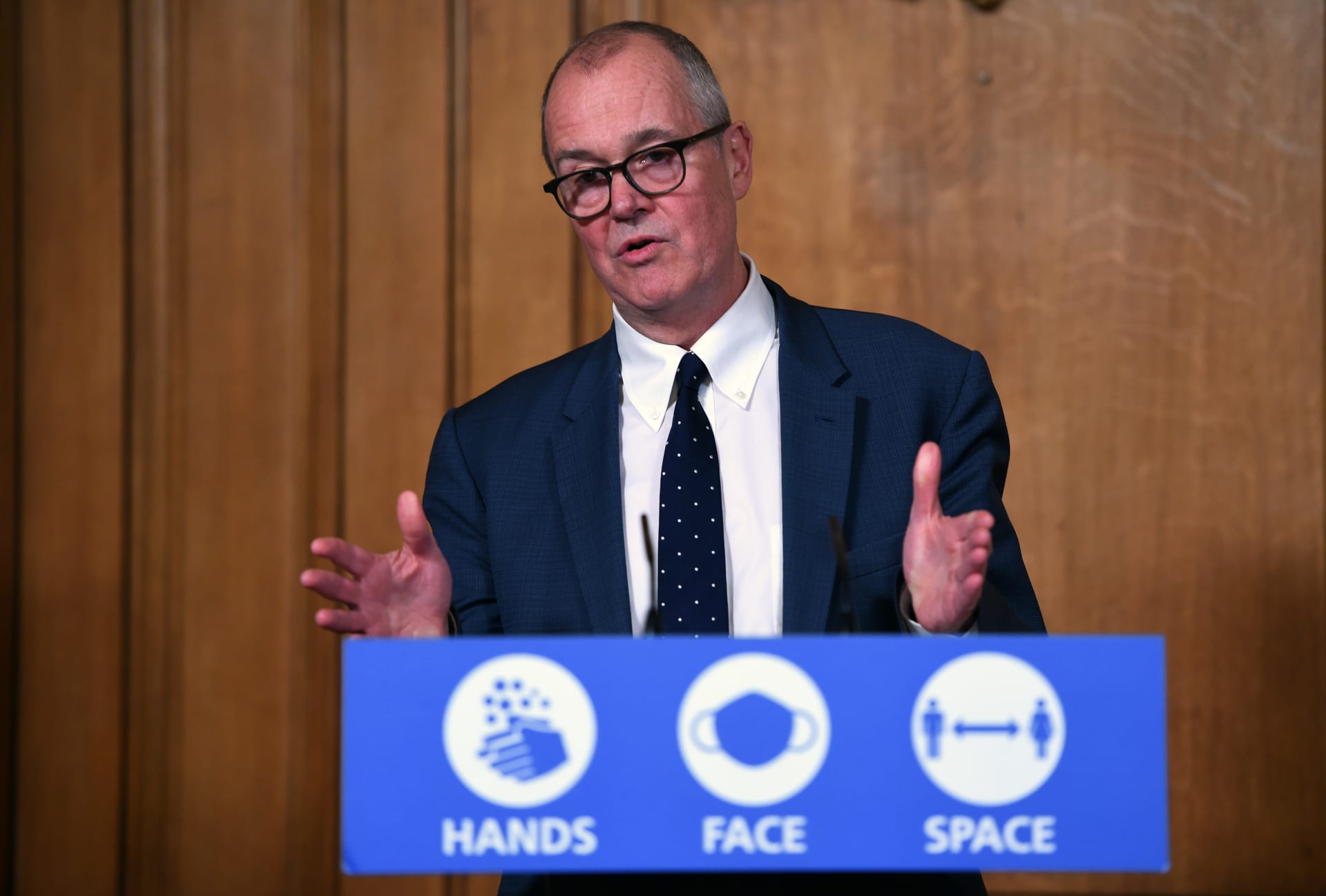 كبير المستشارين العلميين لدى الحكومة البريطانية باتريك فالانس