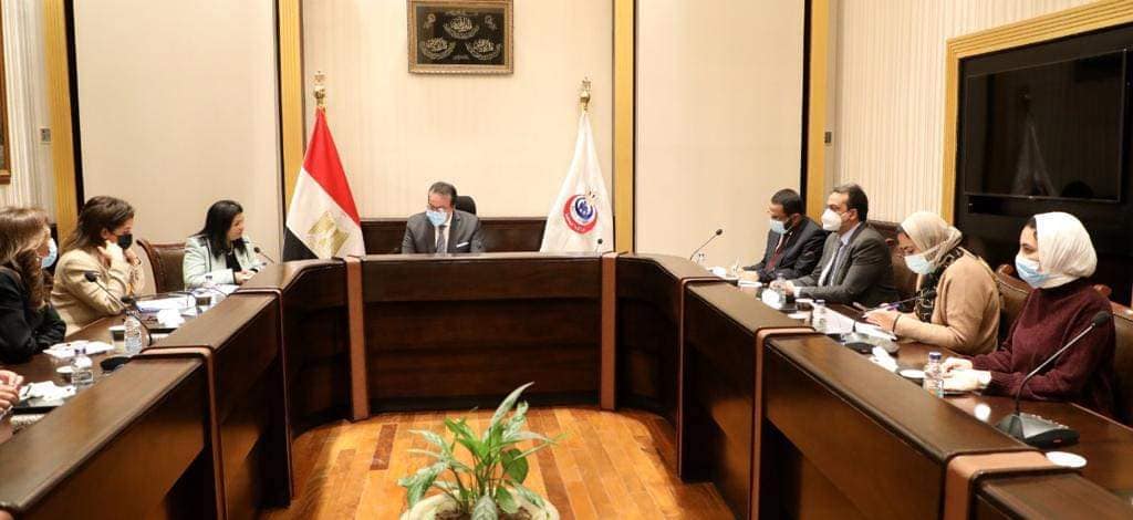 "مصر" تبحث مع "منظمة الصحة العالمية" آليات الحد من "مقاومة مضادات الميكروبات"