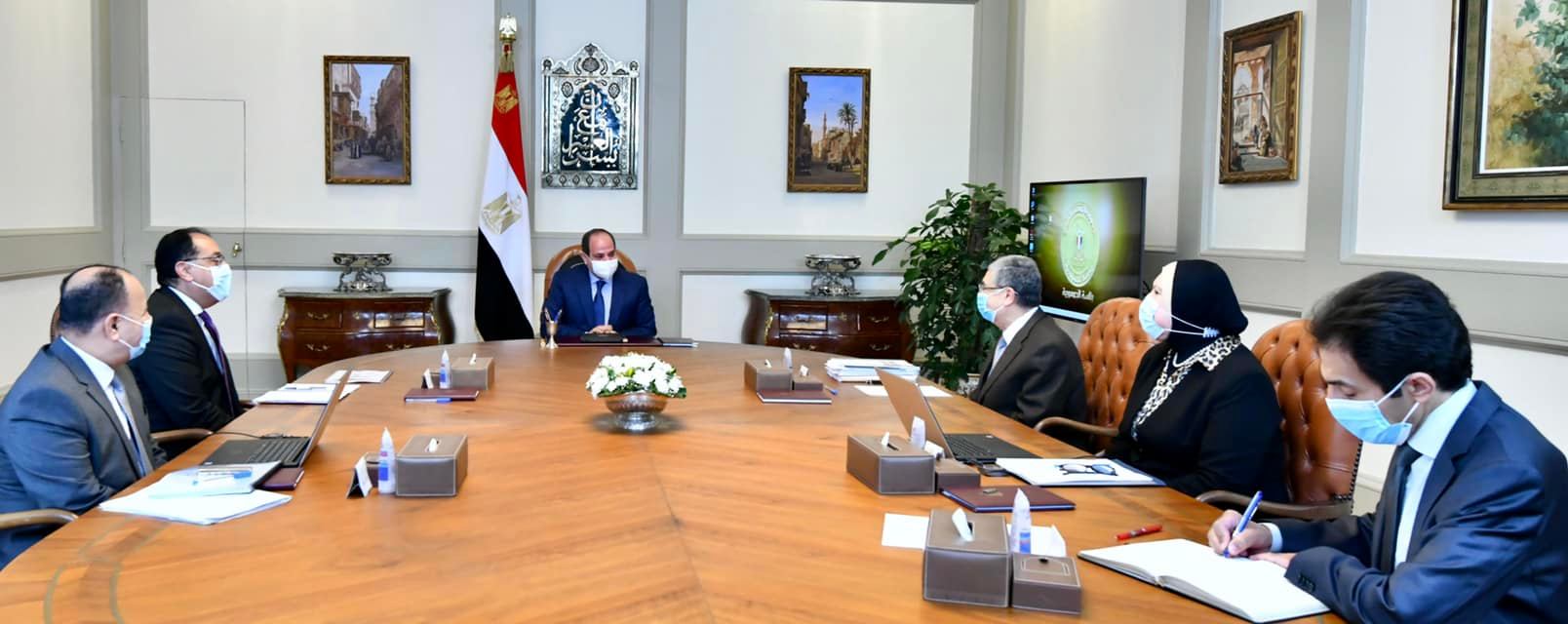 الرئيس السيسي يوجه بتعزيز خطوات تشجيع الاعتماد على الصناعة الوطنية