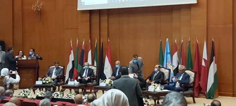 وزير الكهرباء يفتتح مؤتمر الاستخدامات السلمية للطاقة الذرية فى أسوان