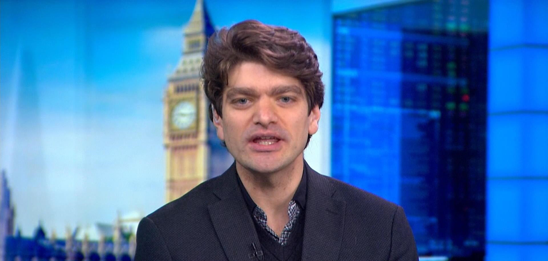 ليونيل لوران كاتب مقالات رأي في بلومبرج