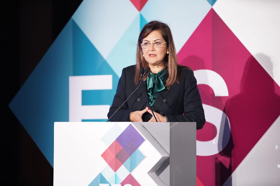 وزيرة التخطيط: 933 مليار جنيه حجم الاستثمارات العامة فى 2021-2022 بنمو 46%