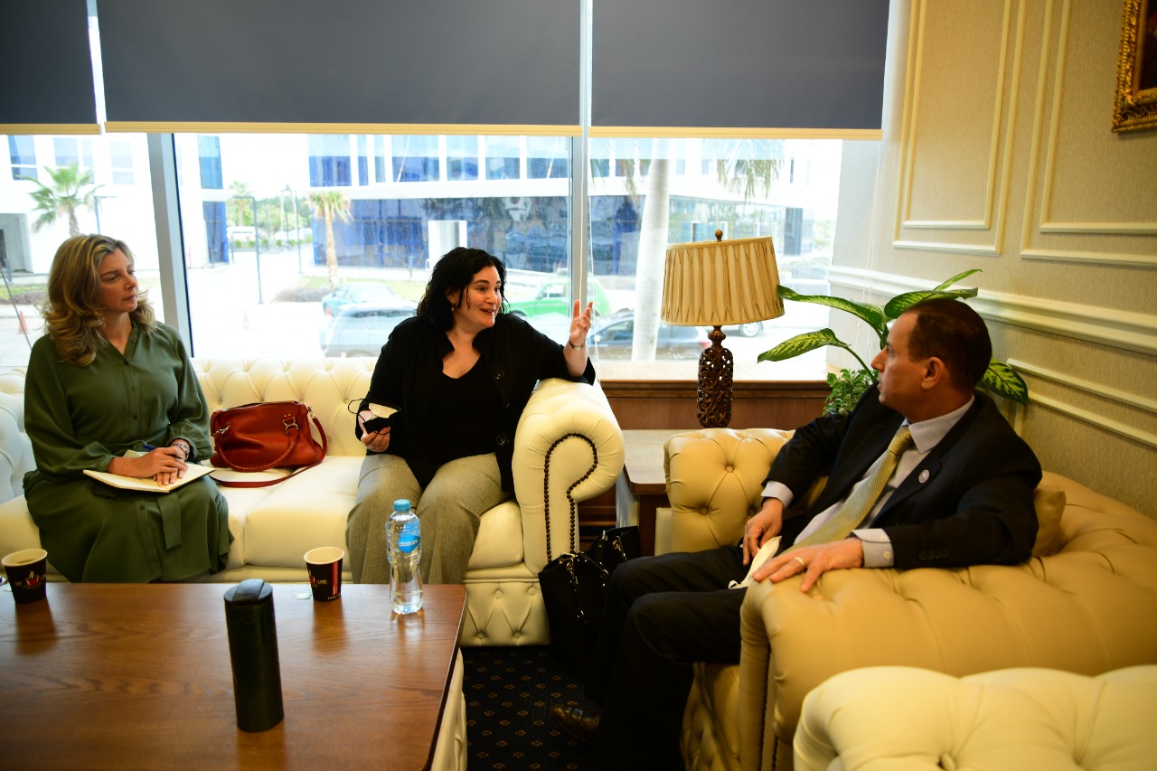 رئيس الرقابة المالية يستقبل ممثلة هيئة الأمم المتحدة للمرأة بمصر