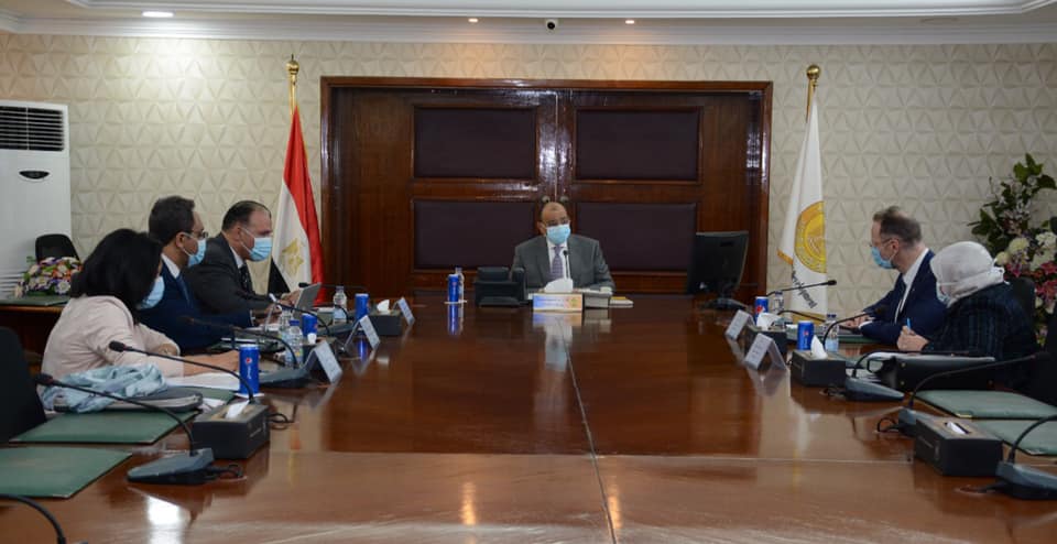 وزير التنمية المحلية يتابع مع برنامج الأمم المتحدة الإنمائى مجالات التعاون المشتركة