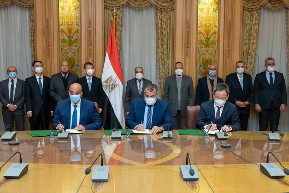 بروتوكول تعاون بين مصر والصين لإنتاج إسطوانات الغاز الطبيعى