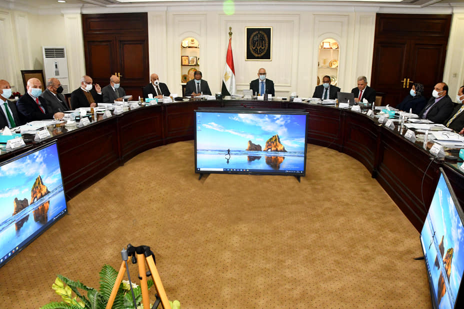 "القابضة لمياه الشرب والصرف الصحى" تعتمد موازنة 2021-2022