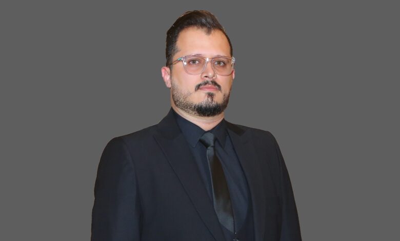 آى إتش دى للتطوير العقارى ؛ حسام الأكشر