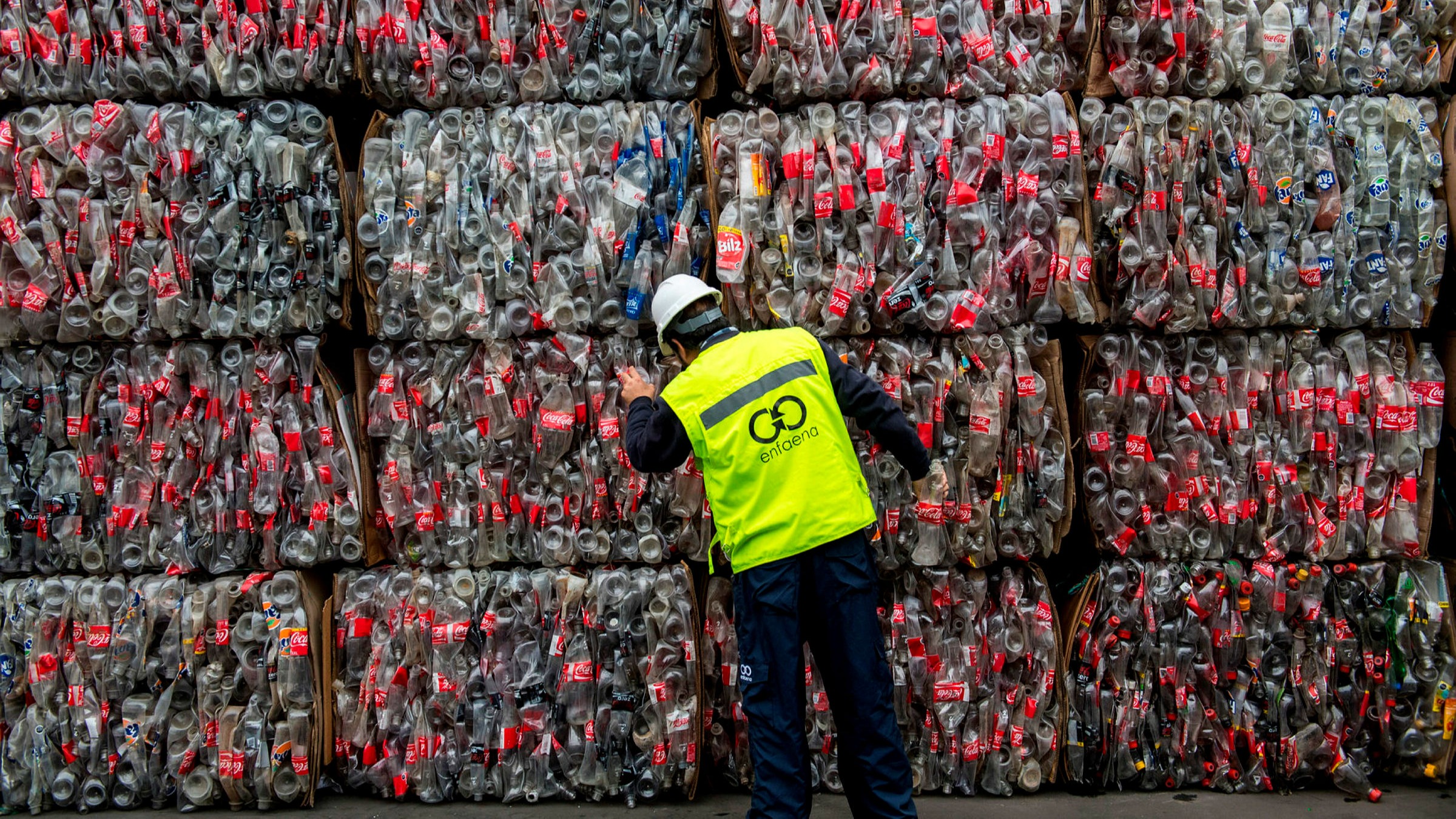 البلاستيك المعاد تدويره ؛ النفايات ؛ المخلفات ؛ تدوير المخلفات