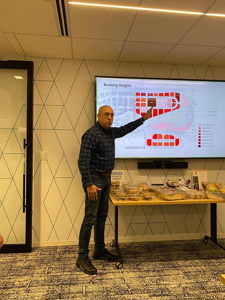 "وزير الإسكان" يستعرض التصميم المقترح لإنشاء مستشفى متعددة التخصصات بالعاصمة الإدارية