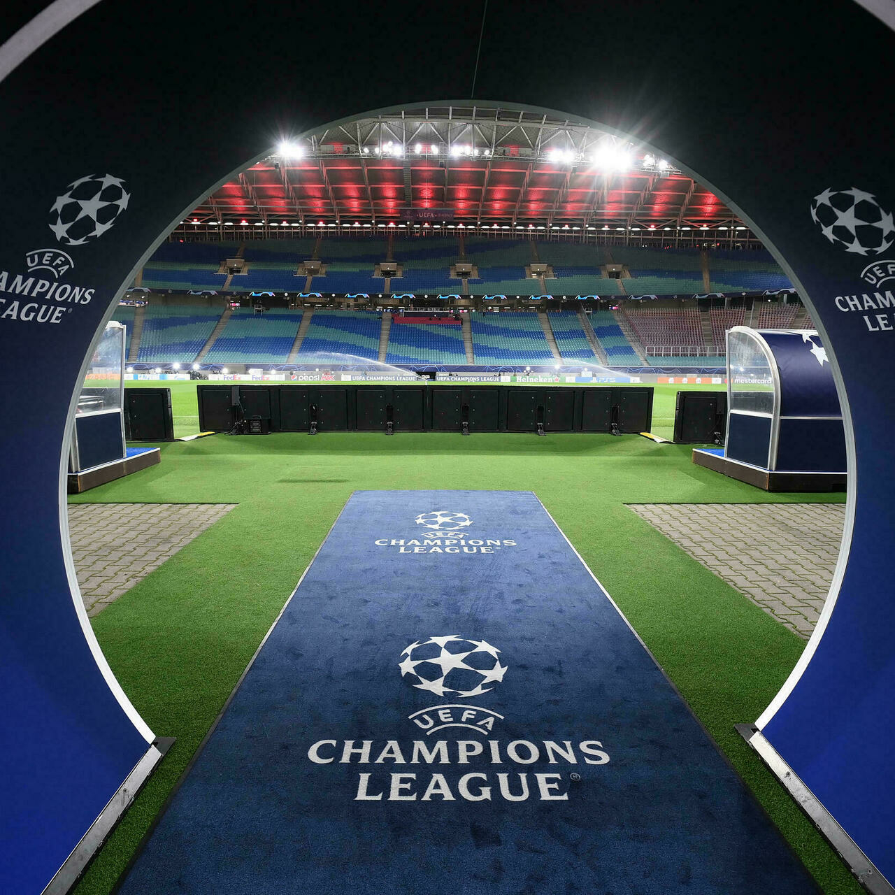 "اليويفا": جائحة كورونا كلفت الأندية الأوروبية 7 مليارات يورو