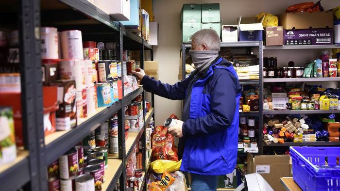 4.7 مليون بريطانى يعانون لإطعام أنفسهم بسبب ارتفاع تكاليف المعيشة