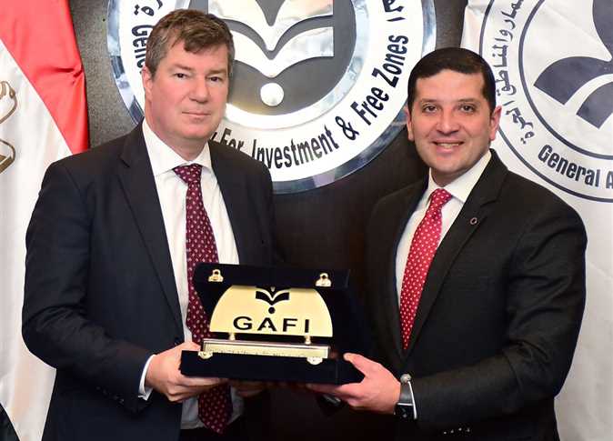 "رئيس هيئة الاستثمار" يبحث فرص جذب الاستثمارات البلجيكية إلى مصر