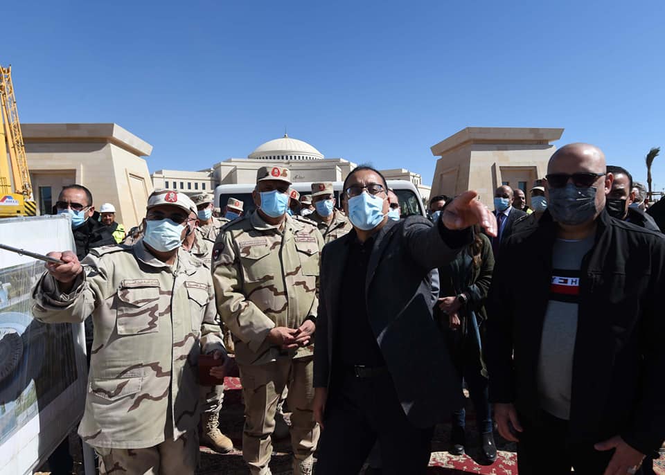 "رئيس الوزراء" يتابع الموقف التنفيذى لمبانى البرلمان وميدان سارى العلم فى "العاصمة الإدارية"