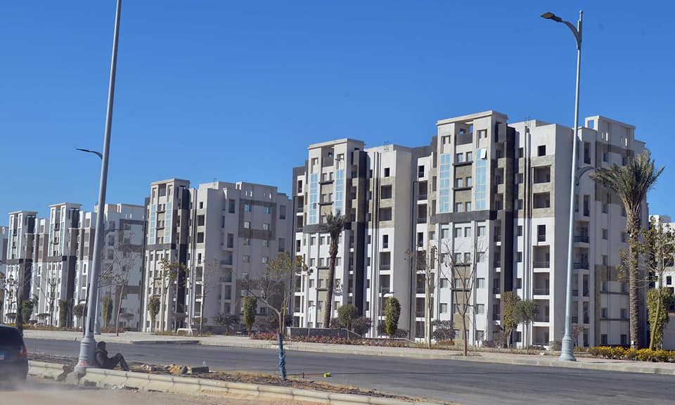 رئيس الوزراء يتابع موقف الأعمال الجاري تنفيذها في الحي السكني R3 ومنطقة الأعمال المركزية