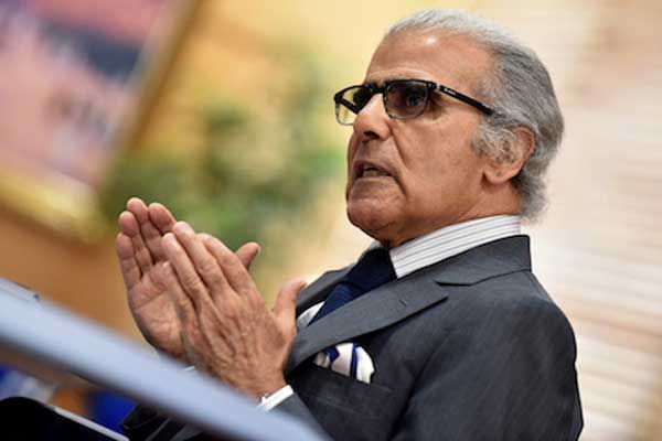 البنك المركزي المغربي يتوقع عودة إلى نمو راكد