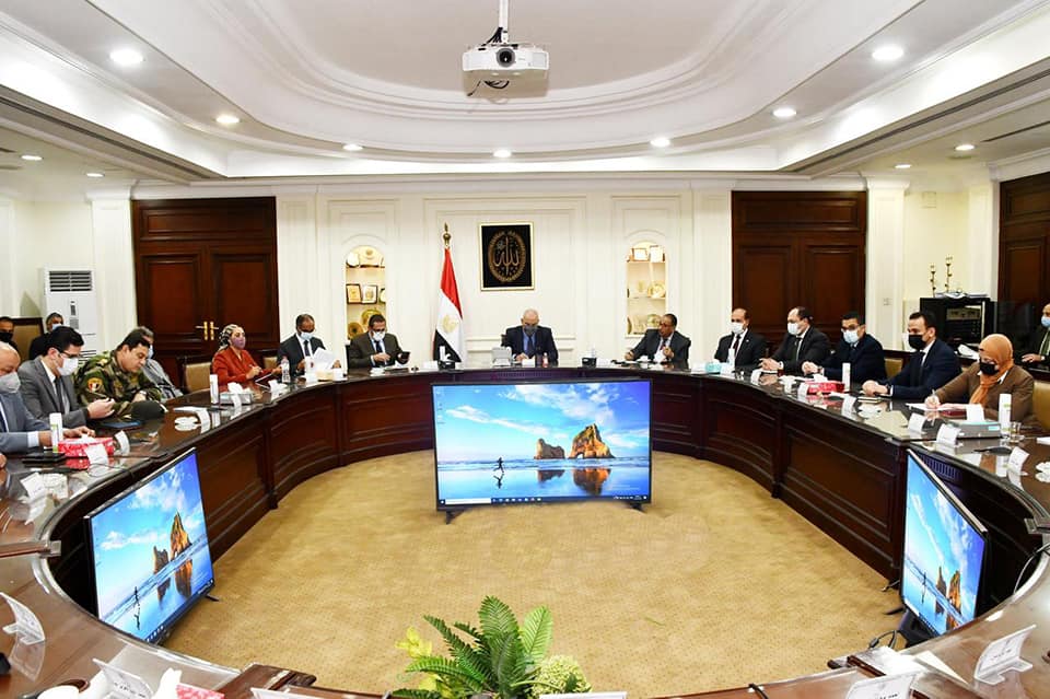 وزير الإسكان: وضع خطة دعائية وإعلامية للترويج لمشروع موقع التجلى الأعظم عالميًا