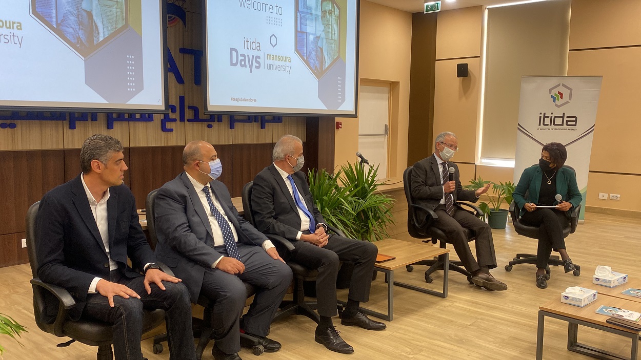"إيتيدا" تنظم أولى جولاتها الترويجية لاستراتيجية مصر الرقمية بجامعة المنصورة