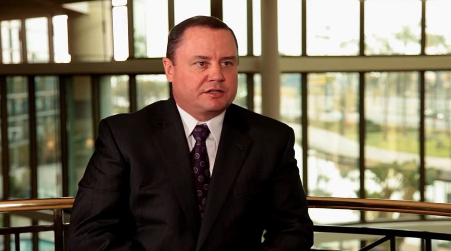 جاك ميوز الرئيس الإقليمى لشركة فيديكس إكسبريس