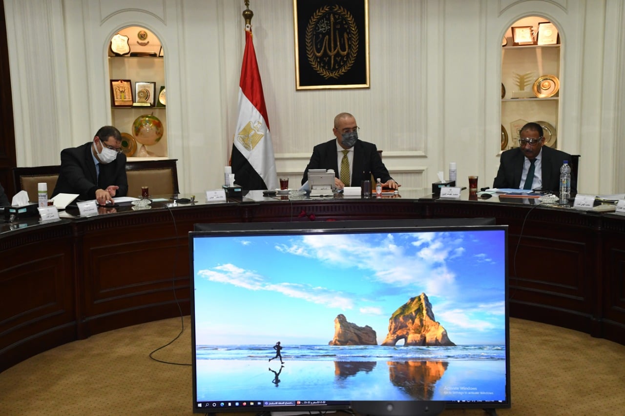 الحكومة تناقش الخطة الاستثمارية لـ"وزارة الإسكان" للعام المالى 2022-2023