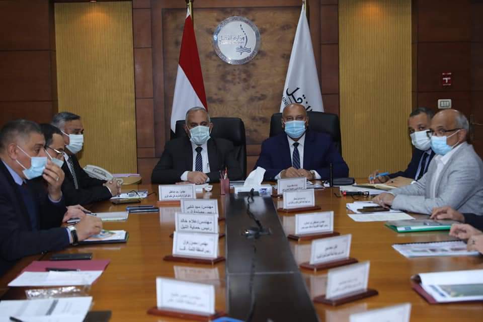 وزيرا النقل والرى يناقشان موقف الموضوعات والتنسيقات المشتركة بين الوزارتين