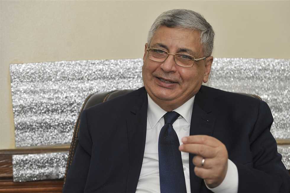 محمد عوض تاج الدين مستشار رئيس الجمهورية لشئون الصحية والوقائية ؛ مستشار الرئيس