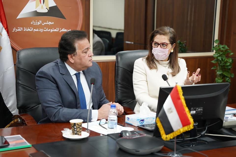 الحكومة تبحث الخطة الاستثمارية لوزارة "التعليم العالى" خلال 2022-2023