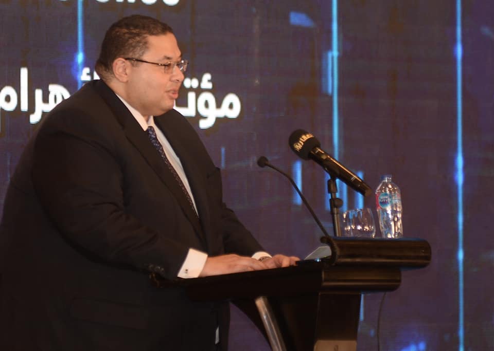 أيمن حسين وكيل أول محافظ البنك المركزى المصرى