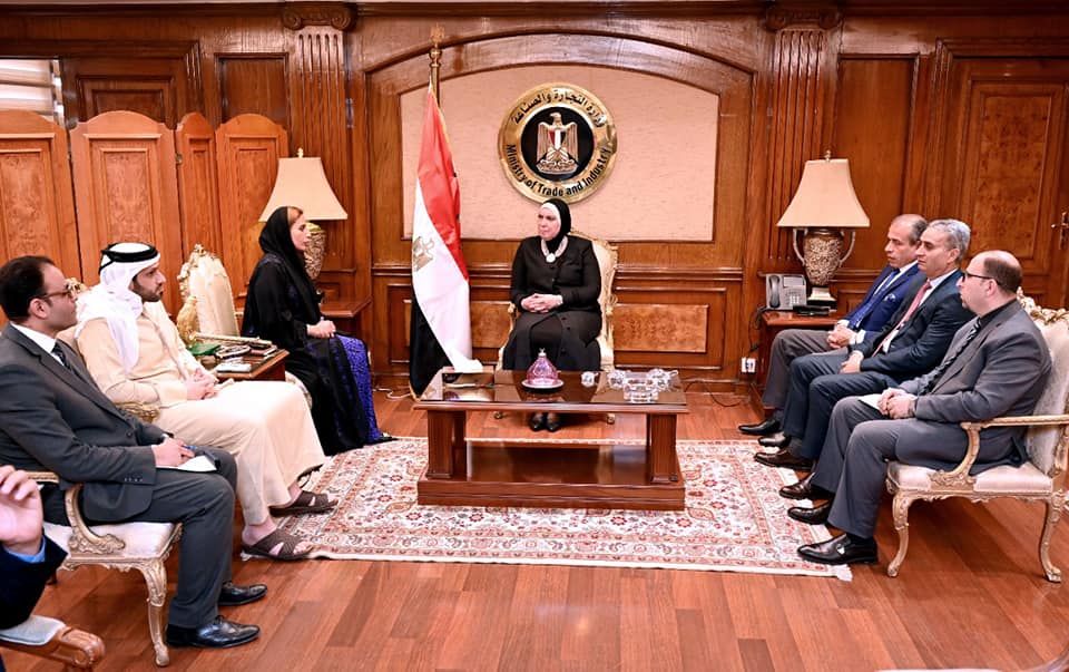 مباحثات بين مصر والإمارات لتعزيز العلاقات الاقتصادية والاستثمارية المشتركة