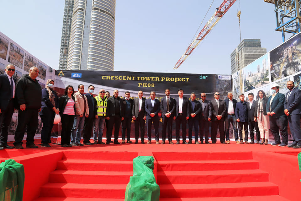 انتهاء أعمال الهيكل الخرساني للبرج الهلالي الشمالي بالعاصمة الإدارية