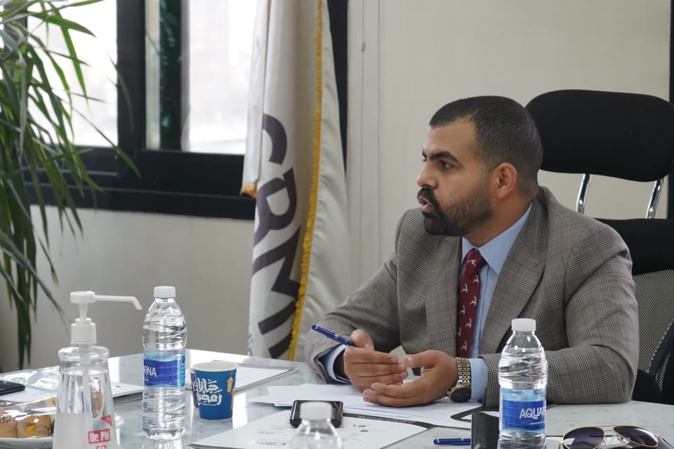 أحمد عثمان رئيس شعبة المواد العازلة فى غرفة مواد البناء فى اتحاد الصناعات المصرية