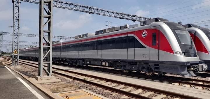 “الأنفاق”: إطلاق تيار الجهد المتوسط بمشروع القطار الكهربائي الخفيف LRT