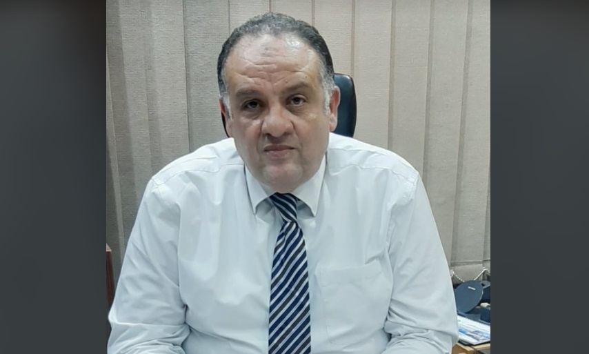 بكر الرفاعى مدير عام تعويضات أجسام السفن بقناة السويس للتأمين