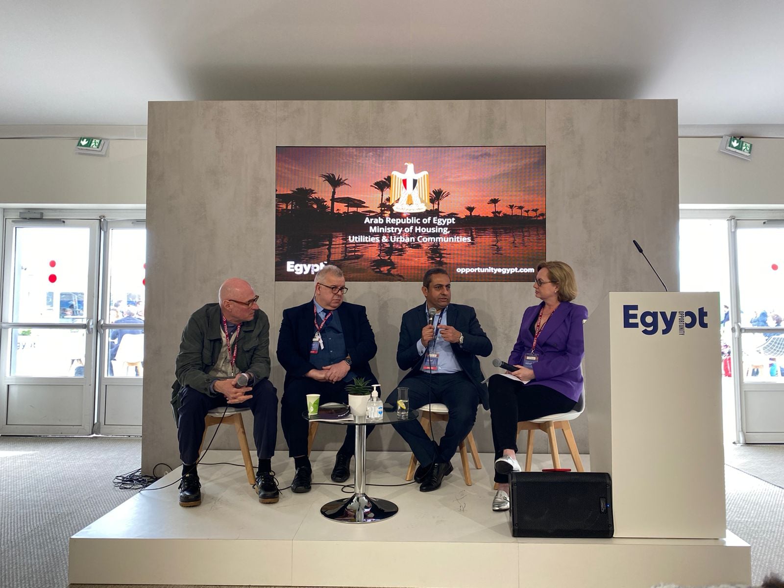 نائب وزير الإسكان: التطوير العمرانى المستدام من الأهداف المشتركة مع البنك الدولى