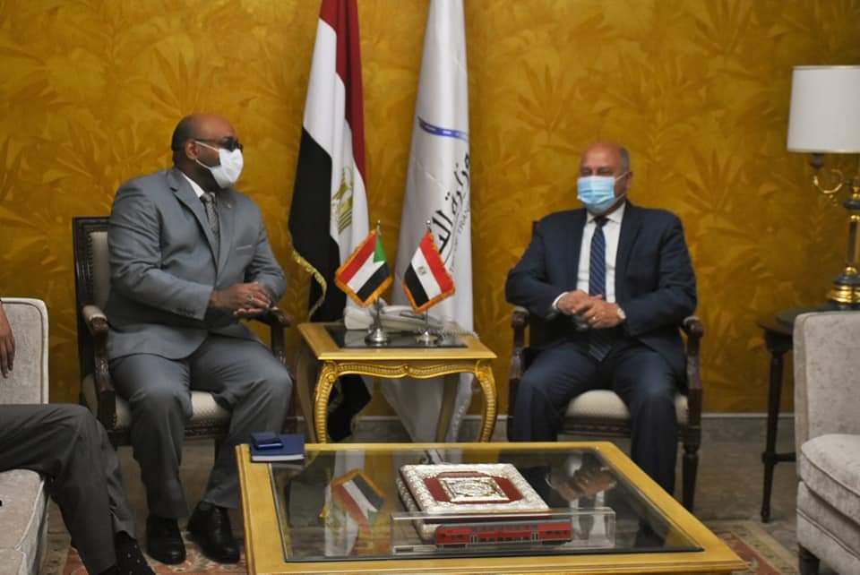 وزير النقل: خطة شاملة لتطوير هيئة وادى النيل للملاحة النهرية