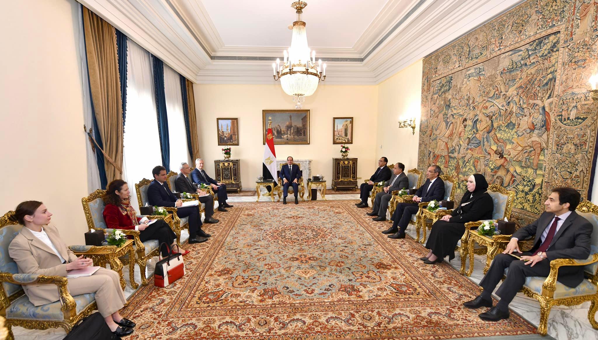 الرئيس السيسى يؤكد أولوية ملف التعاون الاقتصادى بين مصر وفرنسا